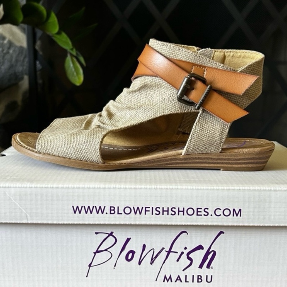 Blowfish Women's Balla Wedge Sandal Size 8.5